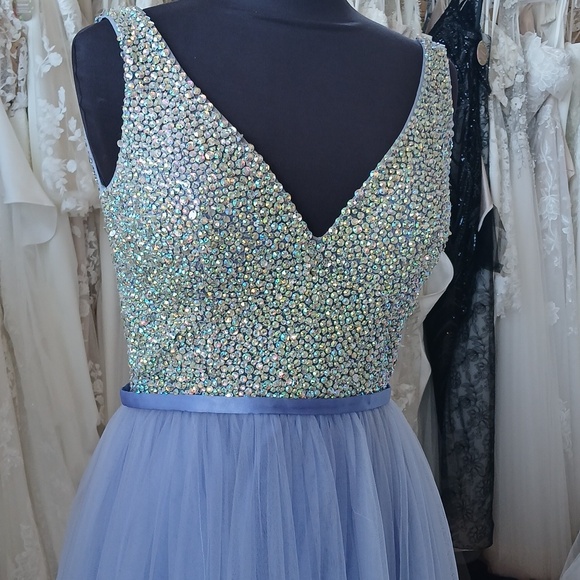 Prom Dress - Picture 2 of 4